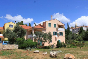 Apartments with a parking space Sveti Jakov, Losinj - 8011